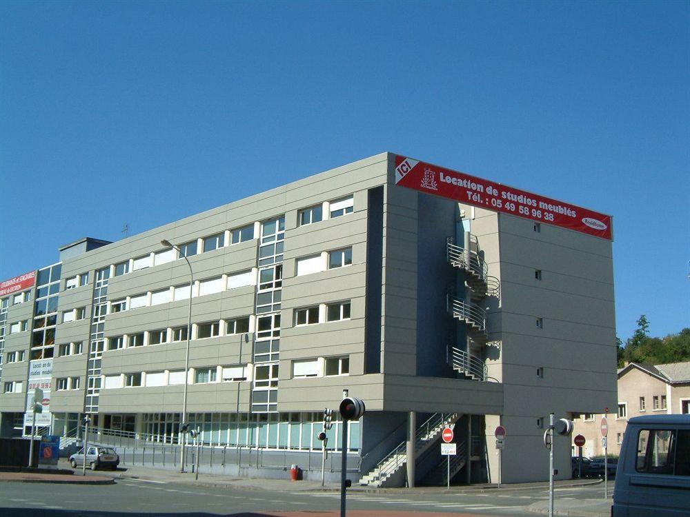 Séjours&Affaires Poitiers Lamartine Esterno foto